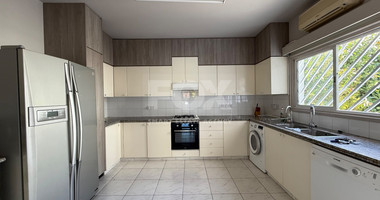 Three Bedroom Apartment for rent  in Central Agios Nicolaos