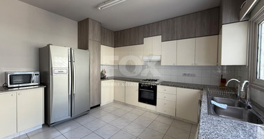 Three Bedroom Apartment for rent  in Central Agios Nicolaos
