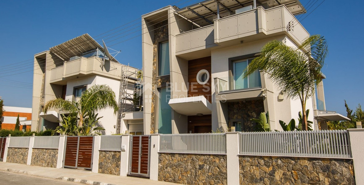 Modern Four -Bedroom Villa for rent in Agios Tychon – Prime Coastal Living