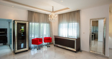 Modern Four -Bedroom Villa for rent in Agios Tychon – Prime Coastal Living