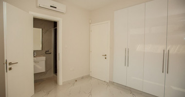 Modern Four -Bedroom Villa for rent in Agios Tychon – Prime Coastal Living