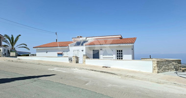 Three bedroom detached house for rent  in Tsada, Paphos