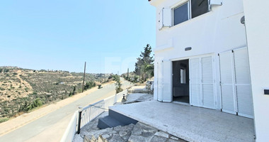 Three bedroom detached house for rent  in Tsada, Paphos