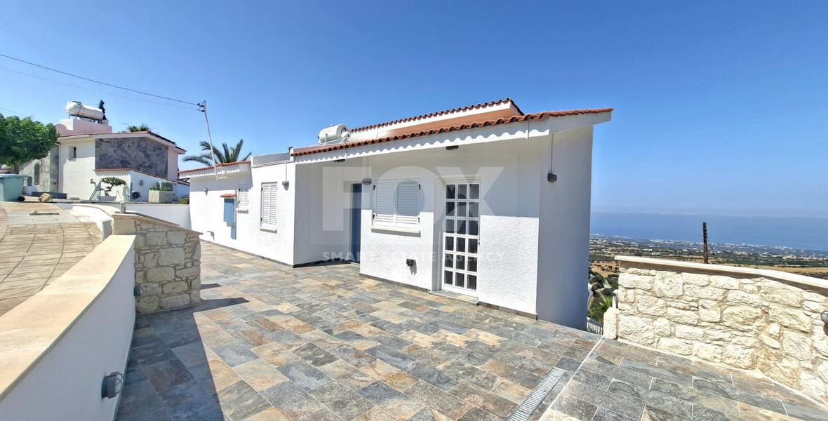 Three bedroom detached house for rent  in Tsada, Paphos