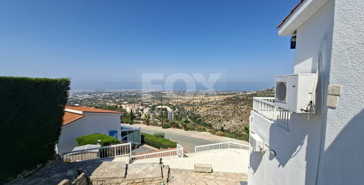 Three bedroom detached house for rent  in Tsada, Paphos
