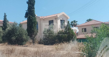 Four bedroom villa for rent in Mouttagiaka, Limassol