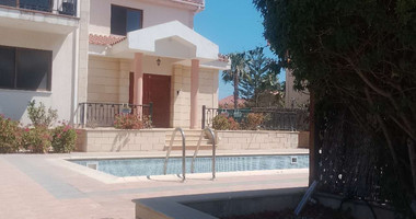 For Sale – Elegant 4-Bedroom Villa in Mouttagiaka