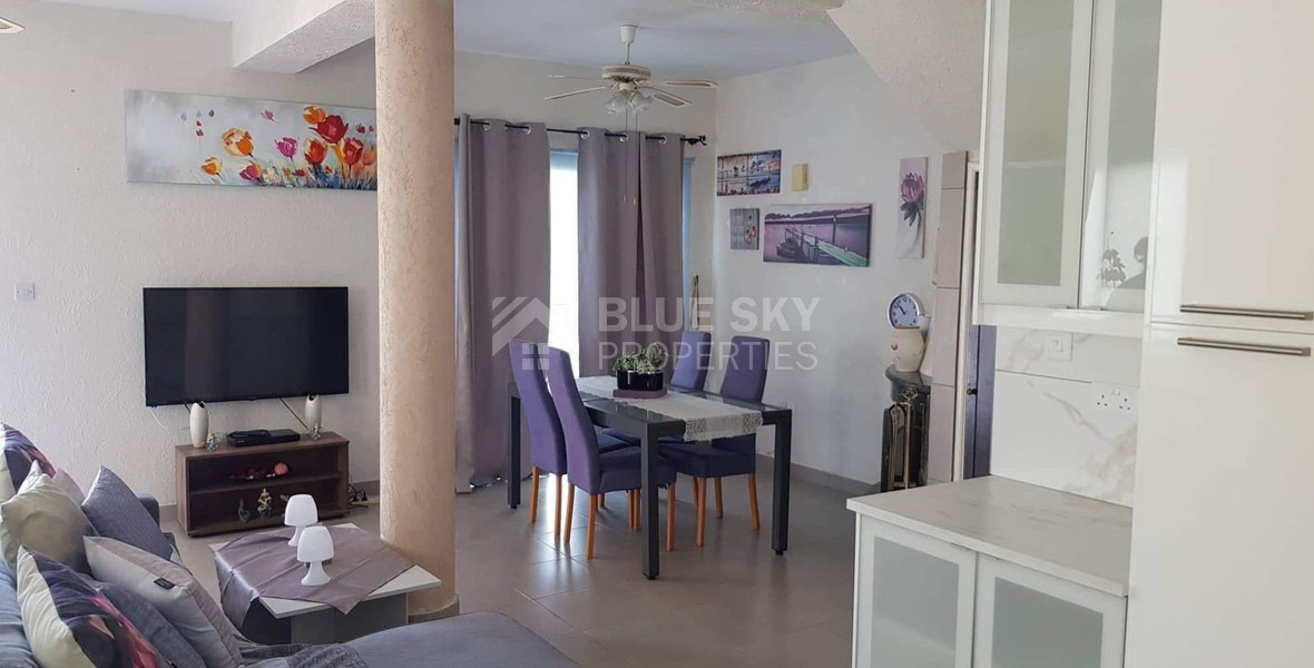 Fully Furnished Three Bedroom Home in  Universal, for sale