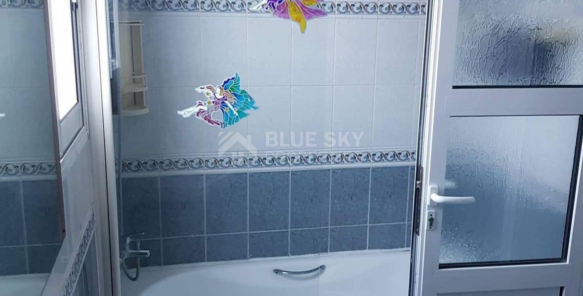 Fully Furnished Three Bedroom Home in  Universal, for sale