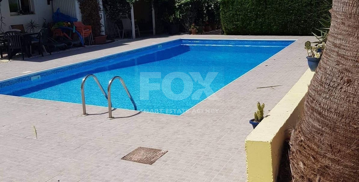 Fully Furnished Three Bedroom Home in  Universal, for sale