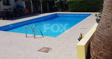 Fully Furnished Three Bedroom Home in  Universal, for sale
