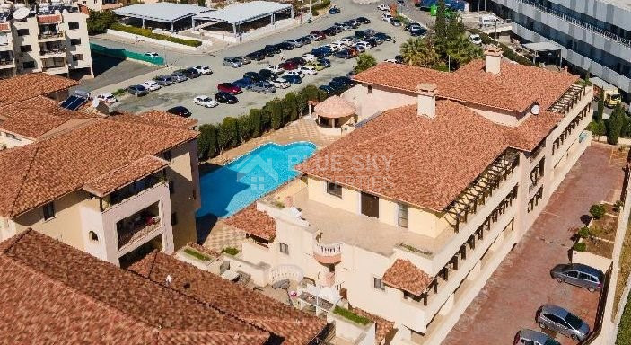 One bedroom cozy apartment in Tomb of The Kings area, Paphos near Kings Avenue Mall.