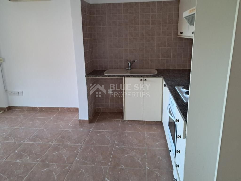 One bedroom cozy apartment in Tomb of The Kings area, Paphos near Kings Avenue Mall.