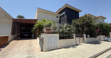 Modern Furnished Villa with Pool for rent in Potamos Germasogeias