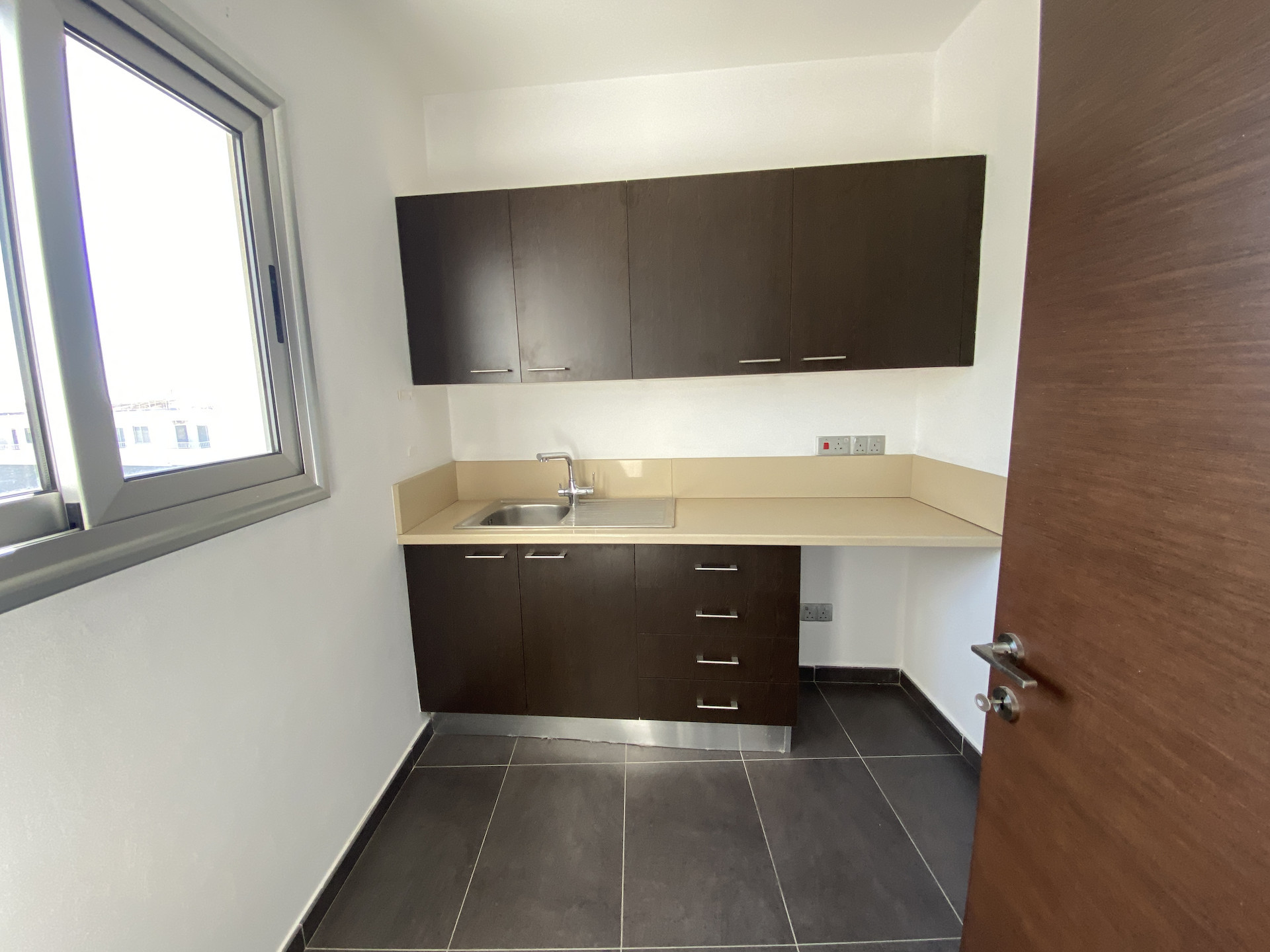 Oficina 191 m² en Pafos, Chipre
