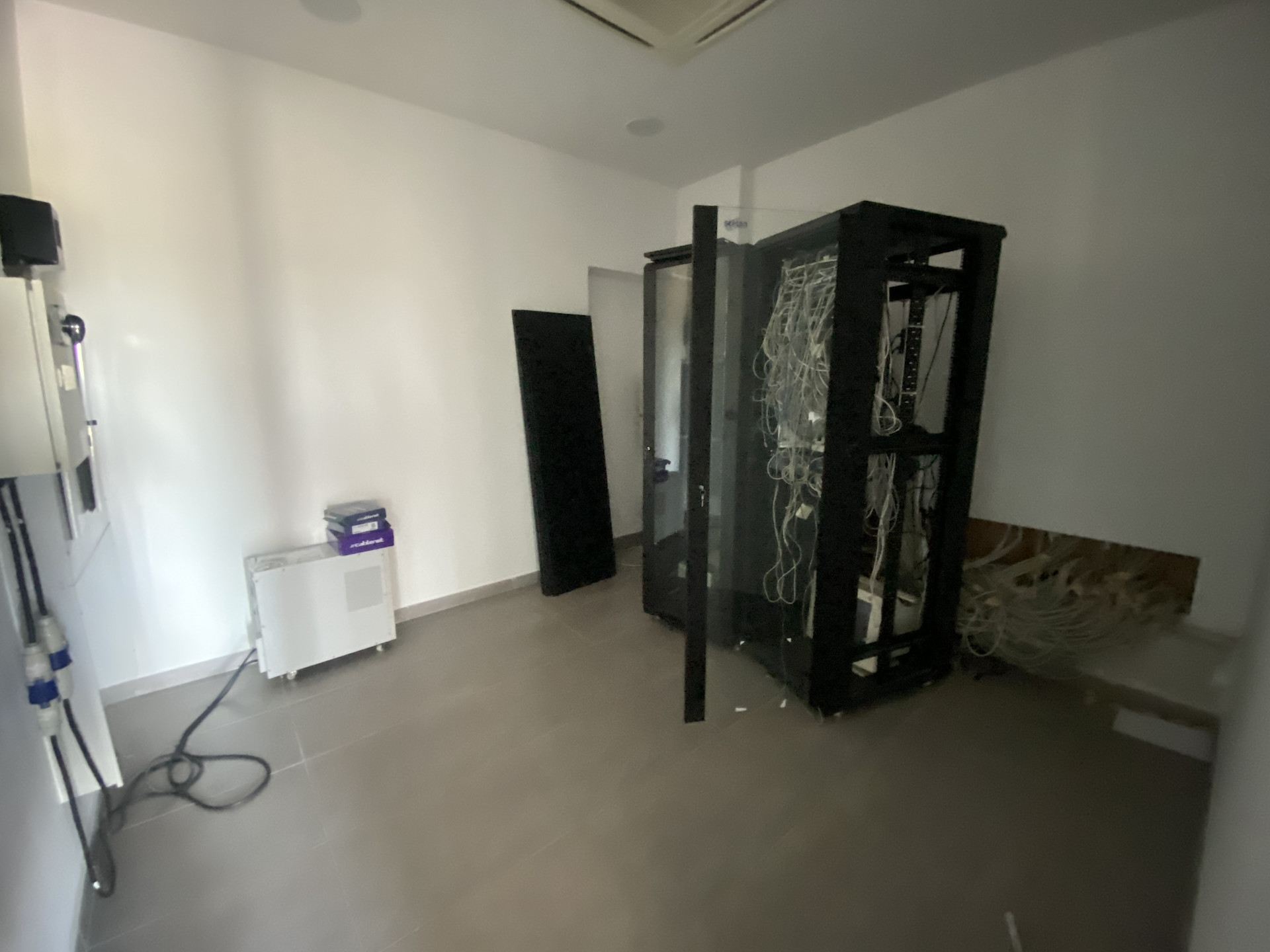 Oficina 277 m² en Pafos, Chipre