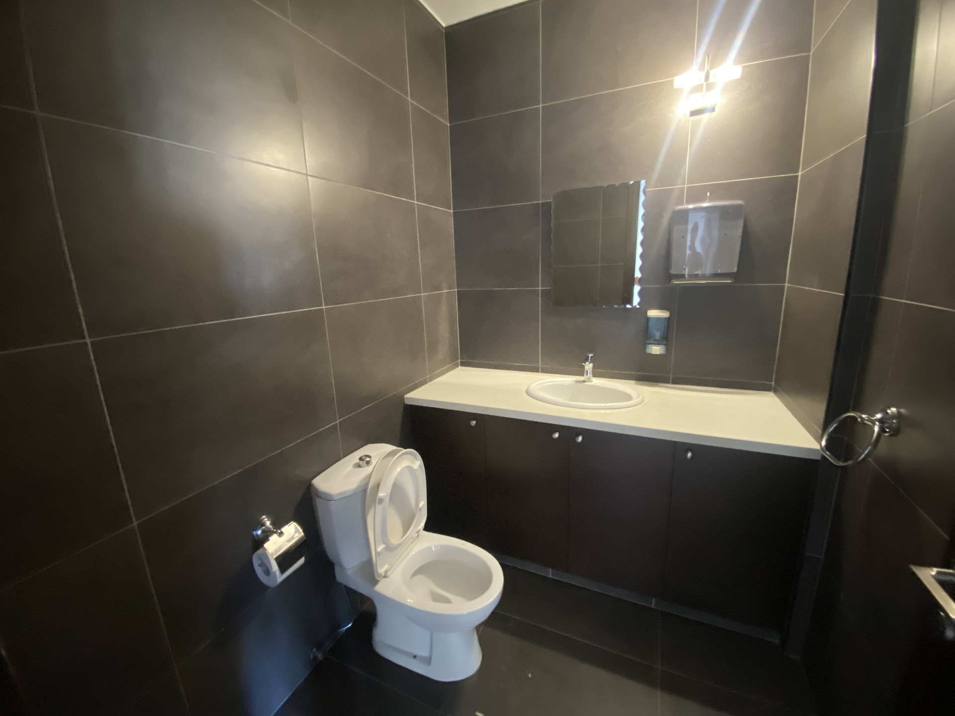 Oficina 277 m² en Pafos, Chipre