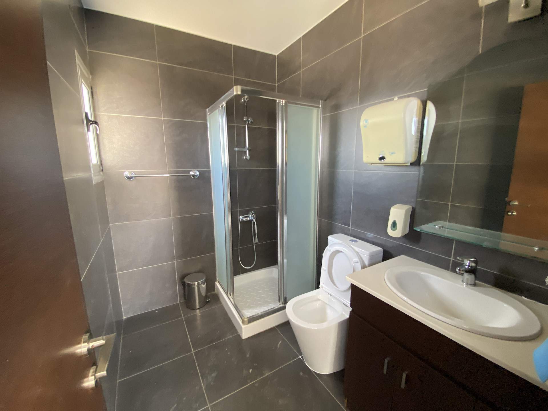 Oficina 124 m² en Pafos, Chipre