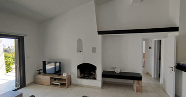 Sea View Two Bedroom Bungalow in Kamares, Tala