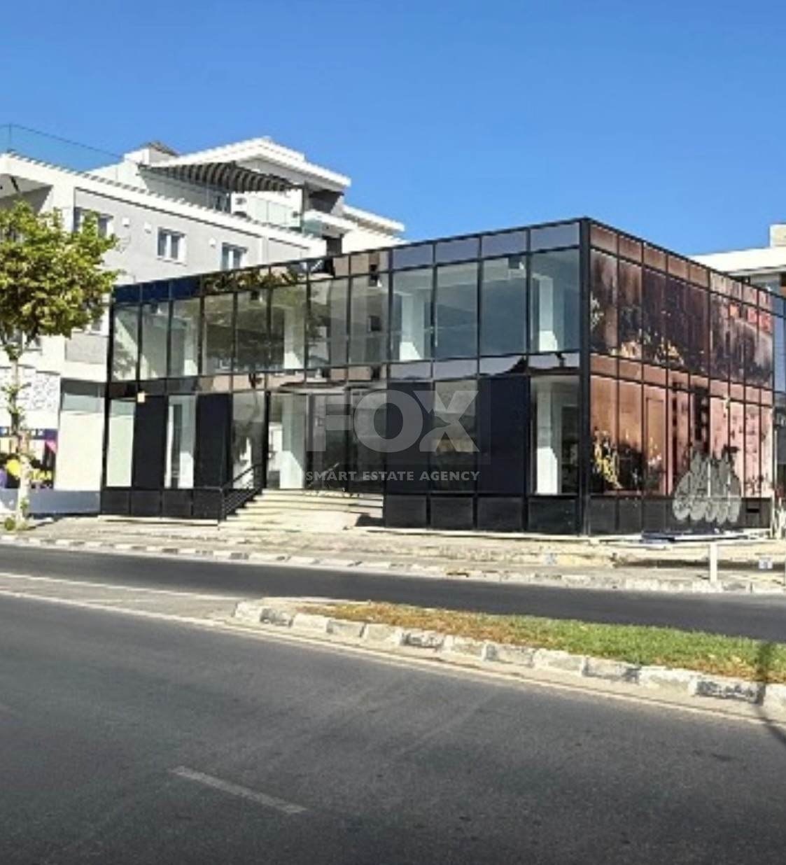 Modern Commercial Space to Rent in Katholiki