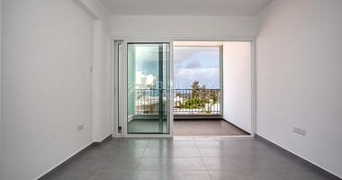 One bedroom apartment for sale, with seperate title deed in Peyia