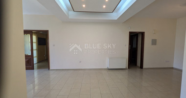 Spacious Four Bedroom Penthouse in Central Geroskipou for sale