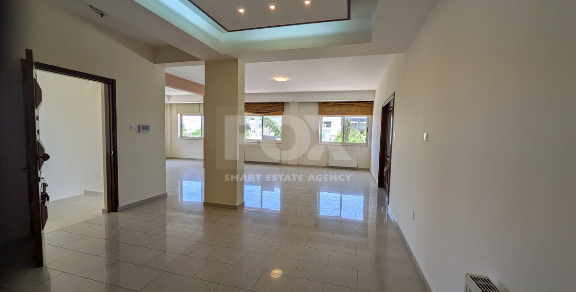 Spacious Four Bedroom Penthouse in Central Geroskipou for sale