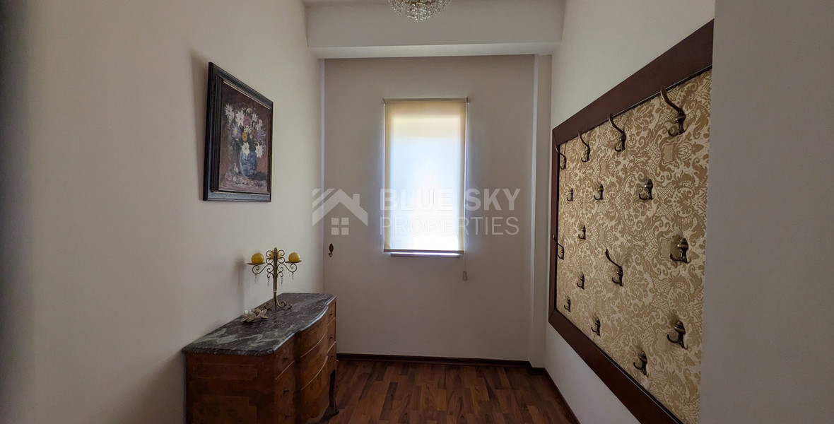 Spacious Four Bedroom Penthouse in Central Geroskipou for sale