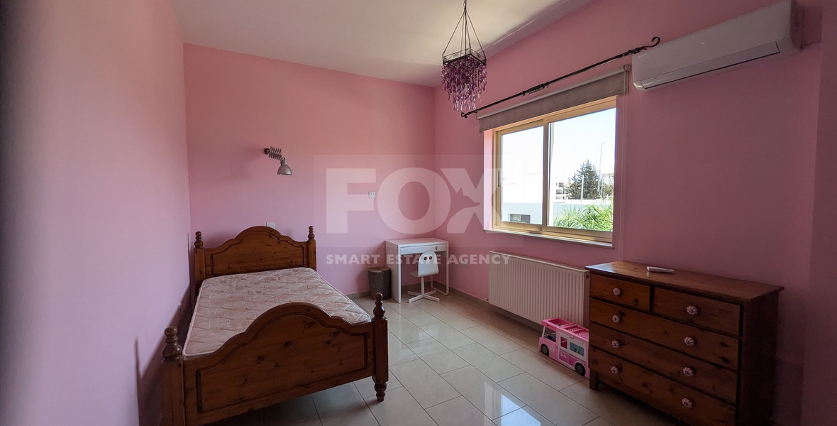 Spacious Four Bedroom Penthouse in Central Geroskipou for sale
