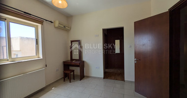 Spacious Four Bedroom Penthouse in Central Geroskipou for sale