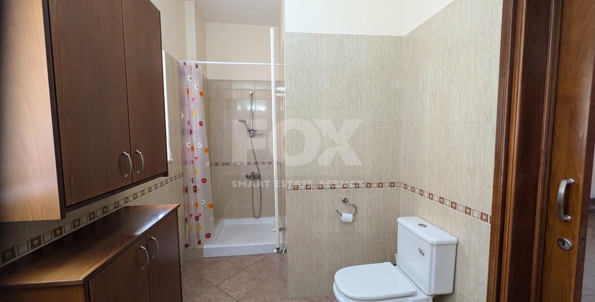 Spacious Four Bedroom Penthouse in Central Geroskipou for sale