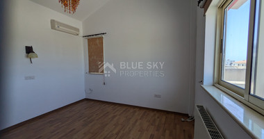 Spacious Four Bedroom Penthouse in Central Geroskipou for sale