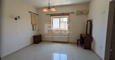 Spacious Four Bedroom Penthouse in Central Geroskipou for sale