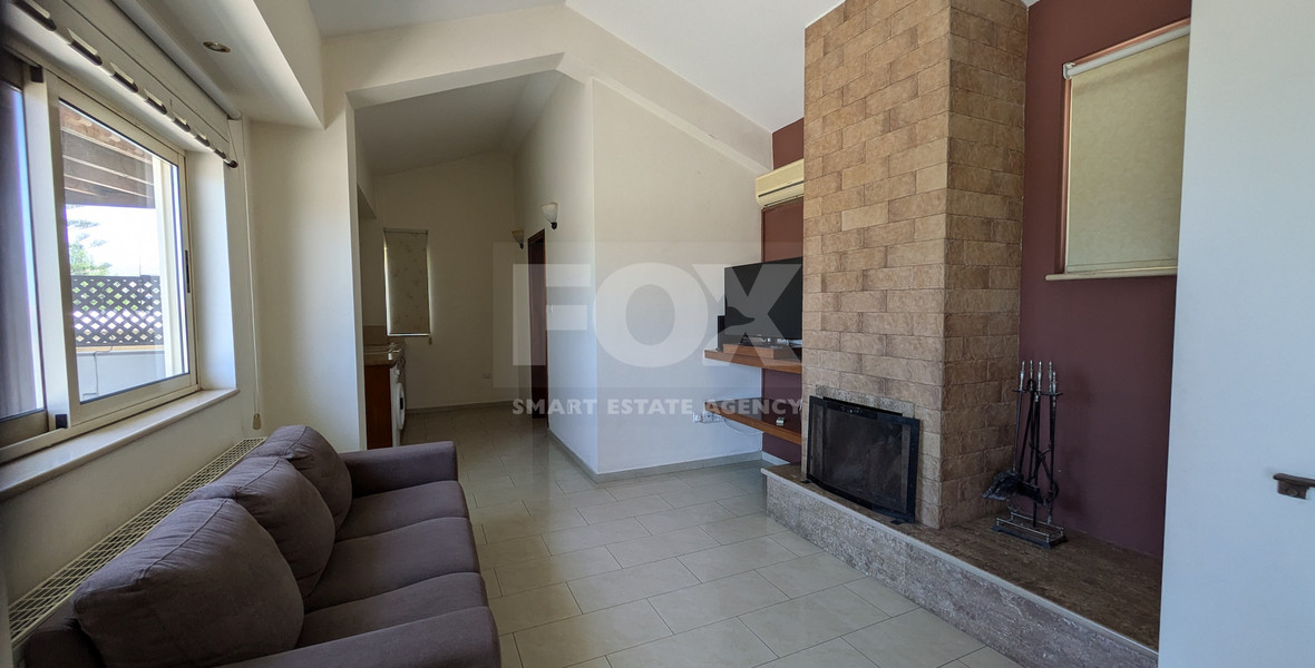Spacious Four Bedroom Penthouse in Central Geroskipou for sale