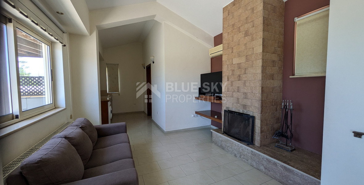Spacious Four Bedroom Penthouse in Central Geroskipou for sale