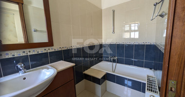 Spacious Four Bedroom Penthouse in Central Geroskipou for sale