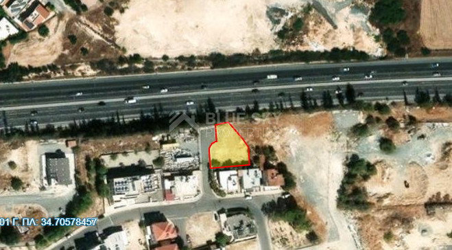 FOR SALE BUILDING  PLOT WITH  READY LICENSES FOR RESIDENTIAL BUILDING IN KAPSALOS AREA OF LIMASSOL