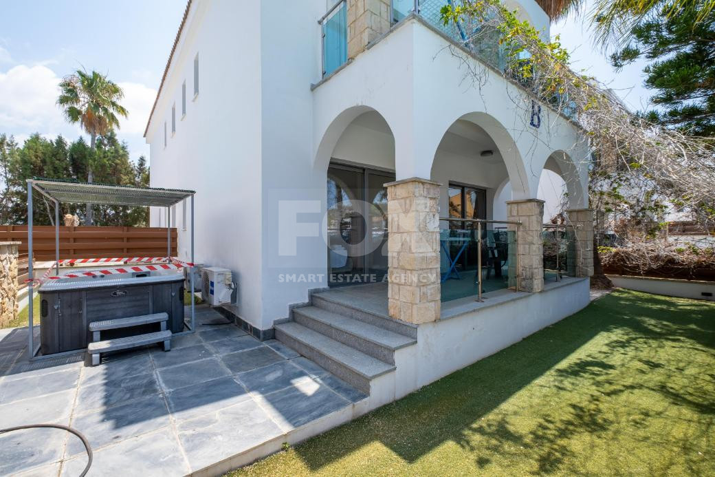 One bedroom apartment in Latchi, Paphos