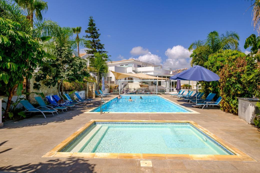 One bedroom apartment in Latchi, Paphos