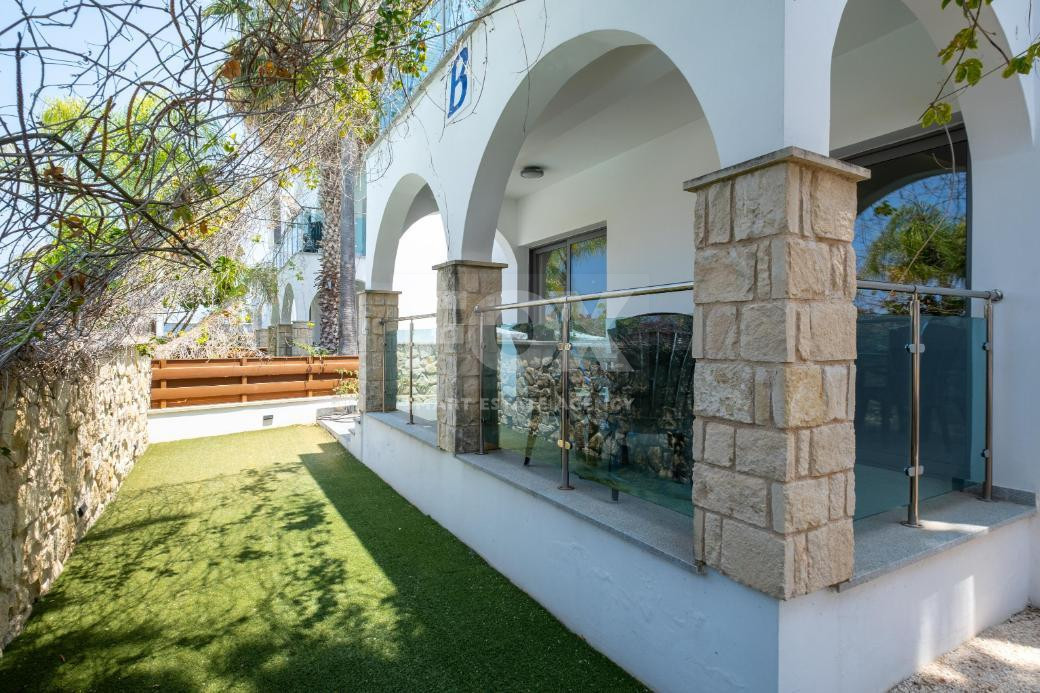 One bedroom apartment in Latchi, Paphos