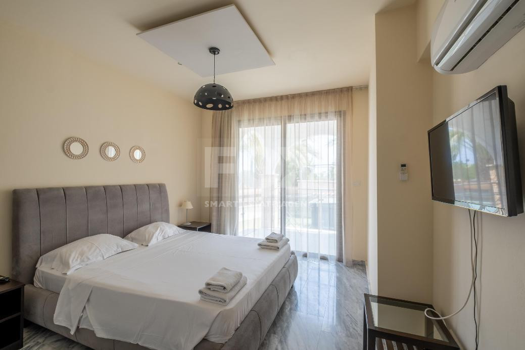 One bedroom apartment in Latchi, Paphos