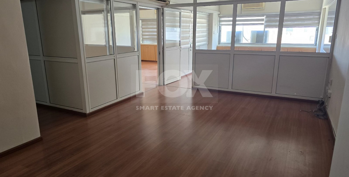 RENT: OFFICE ON THE NICOLAOU BUSINESS CENTRE WITH COVERED PARKING AND WALKING DISTANCE TO ALL AMENITIES.