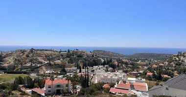 Residential land in Agios Tychonas for sale, Limassol