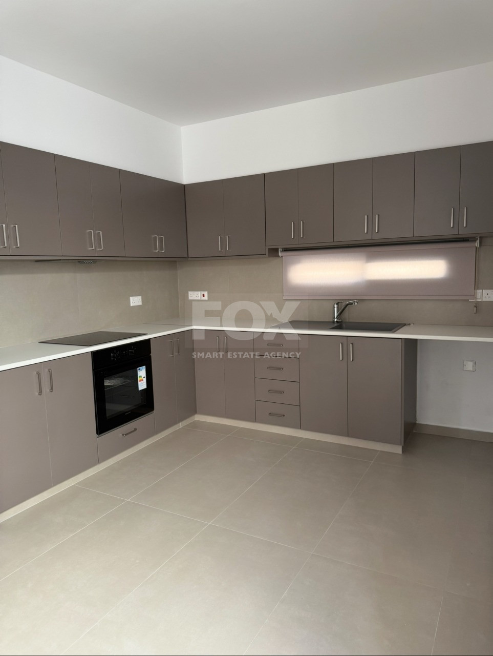 Modern Two Bedroom Apartment in central Anavargos Area, Paphos