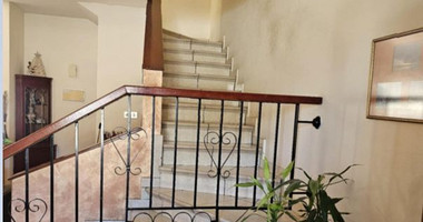 For Sale: Bright Three Bedroom Home in Chloraka, Paphos