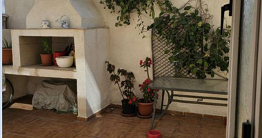 For Sale: Bright Three Bedroom Home in Chloraka, Paphos