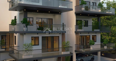 Three Bedroom penthouse with private Roof Garden for sale in Kato Polemidia