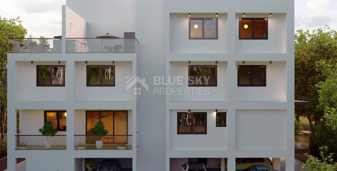 Three Bedroom penthouse with private Roof Garden for sale in Kato Polemidia