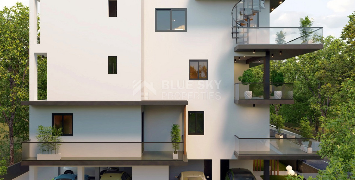 Three Bedroom penthouse with private Roof Garden for sale in Kato Polemidia