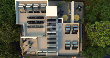 Three Bedroom penthouse with private Roof Garden for sale in Kato Polemidia